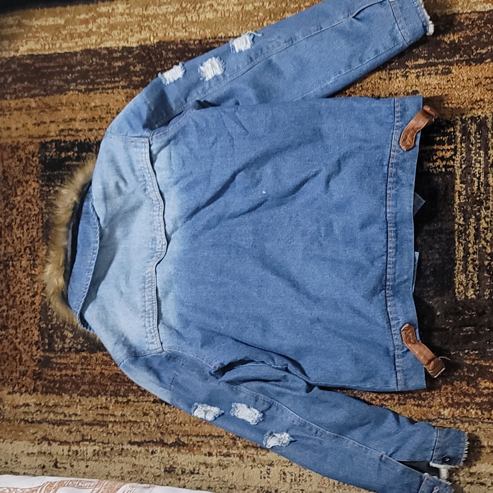 Jean Jackets - Picture 2 of 2